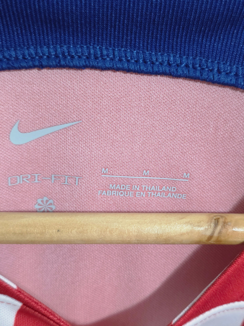 Atletico Madrid 2022-23 Home Jersey (M)