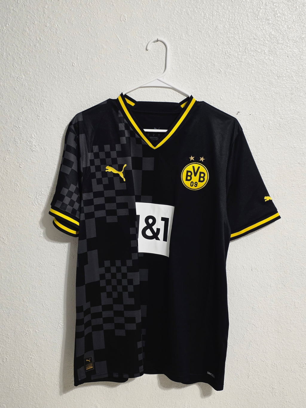 Borussia Dortmund 2022-23 Away Jersey (L) BNWT
