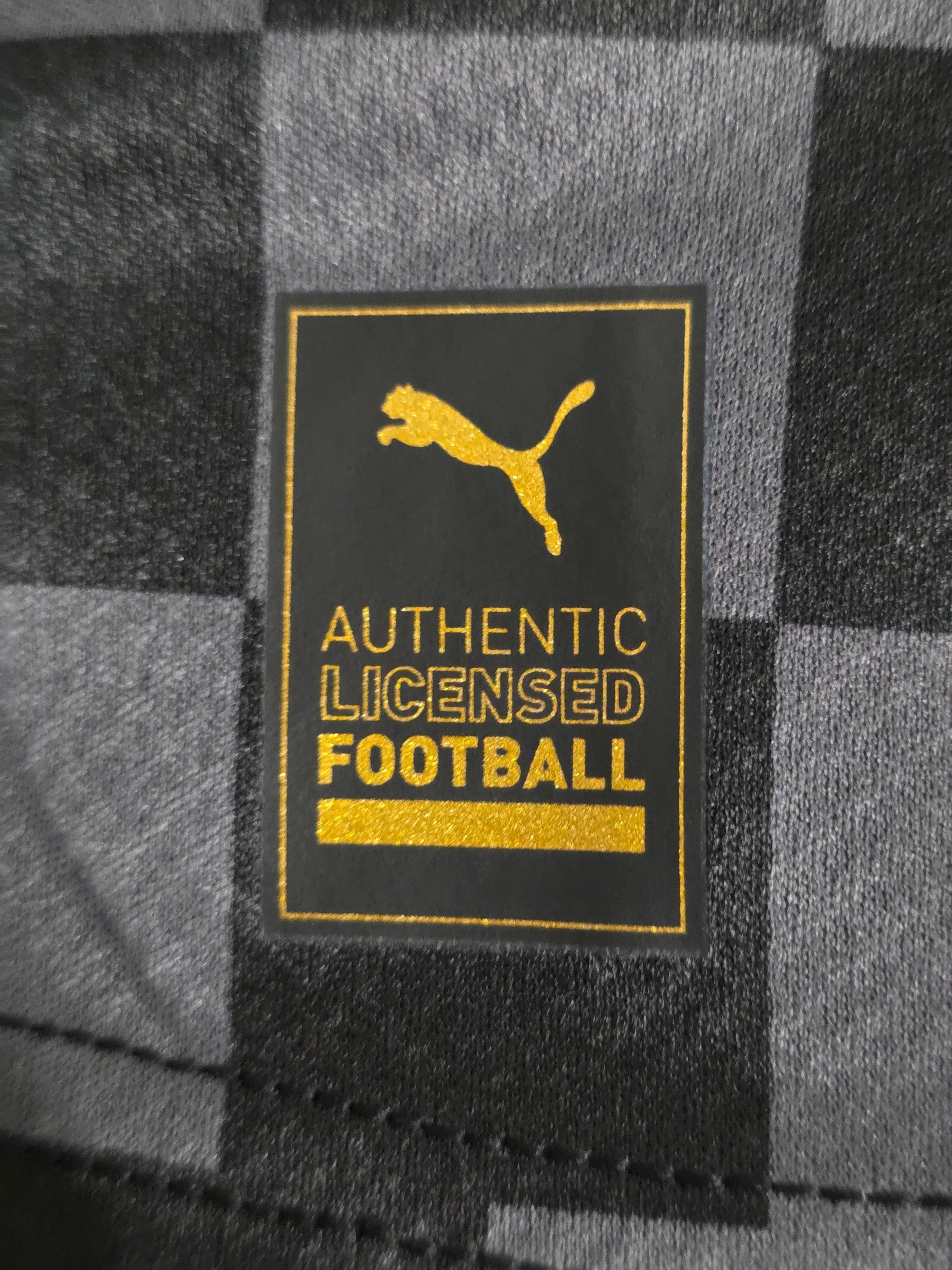 Borussia Dortmund 2022-23 Away Jersey (L) BNWT