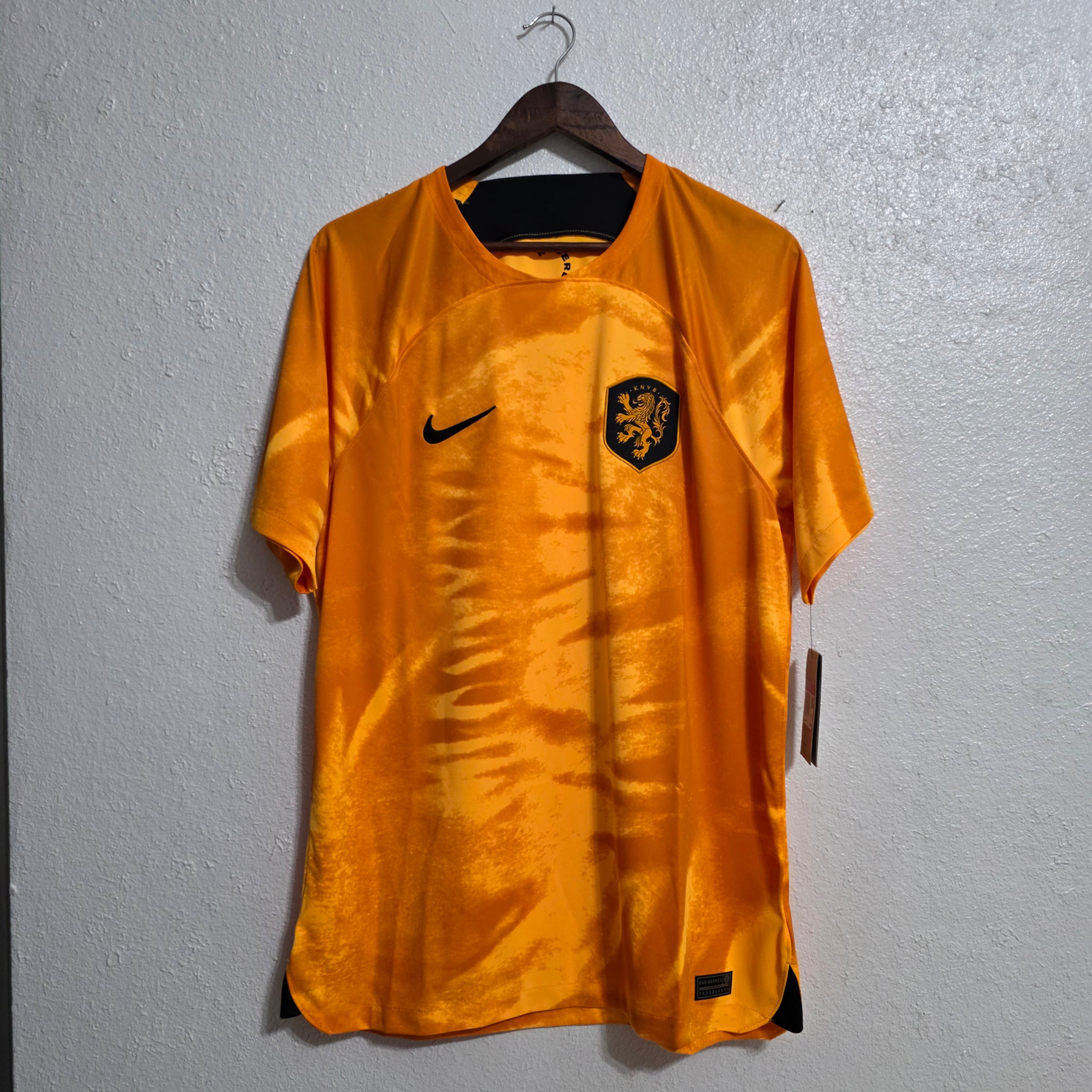 Netherlands 2022 Home Jersey (L) BNWT