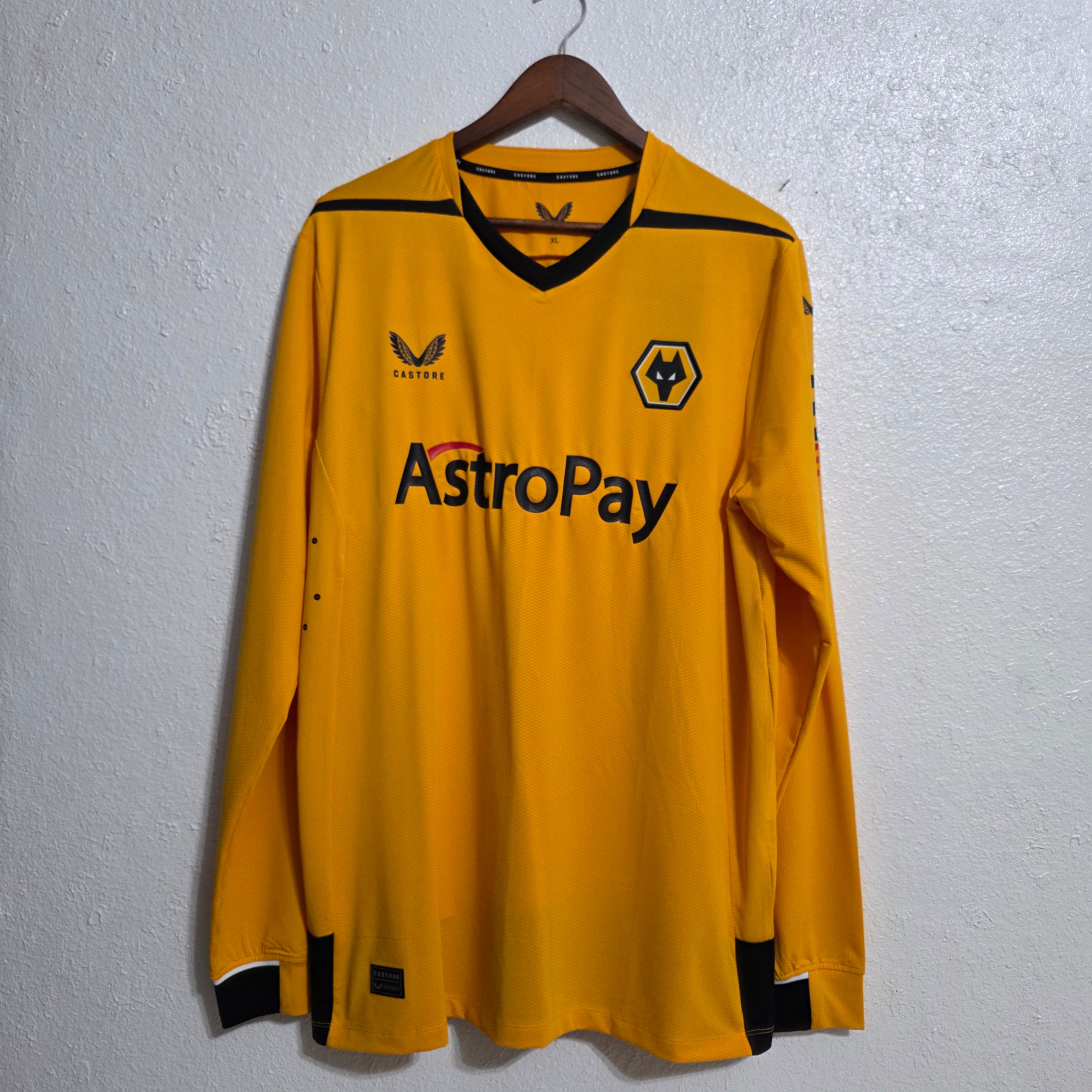 Wolves 2023-24 Home Jersey Long Sleeve (XL)