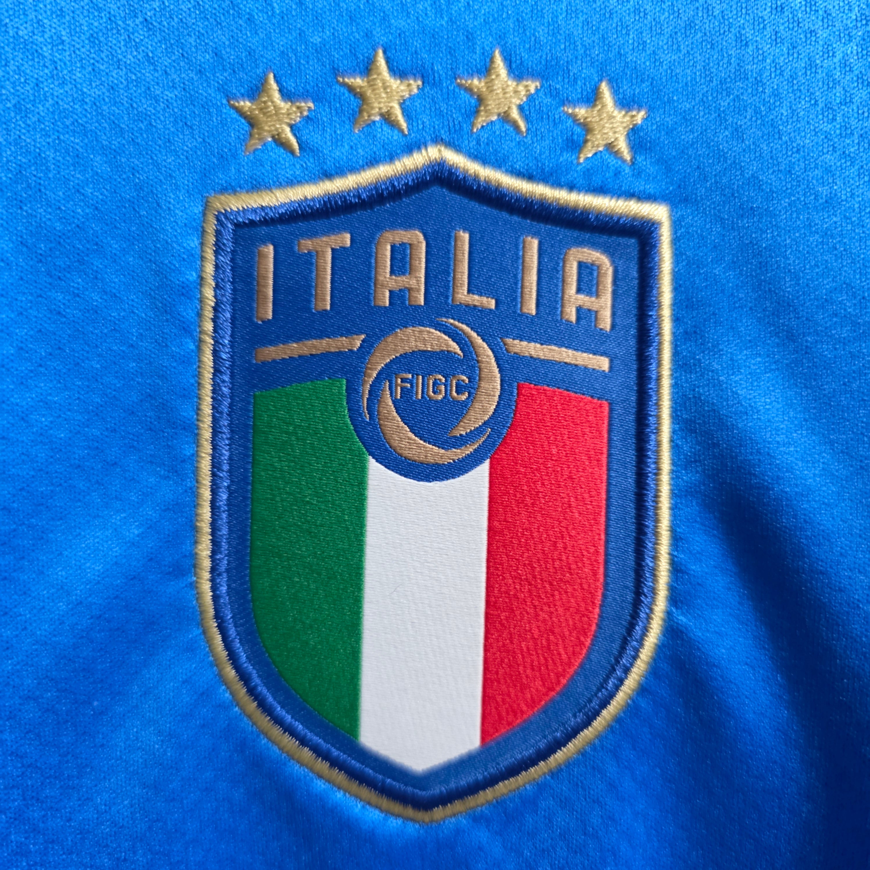 Italy 2022-23 Home Jersey BNWT (L)