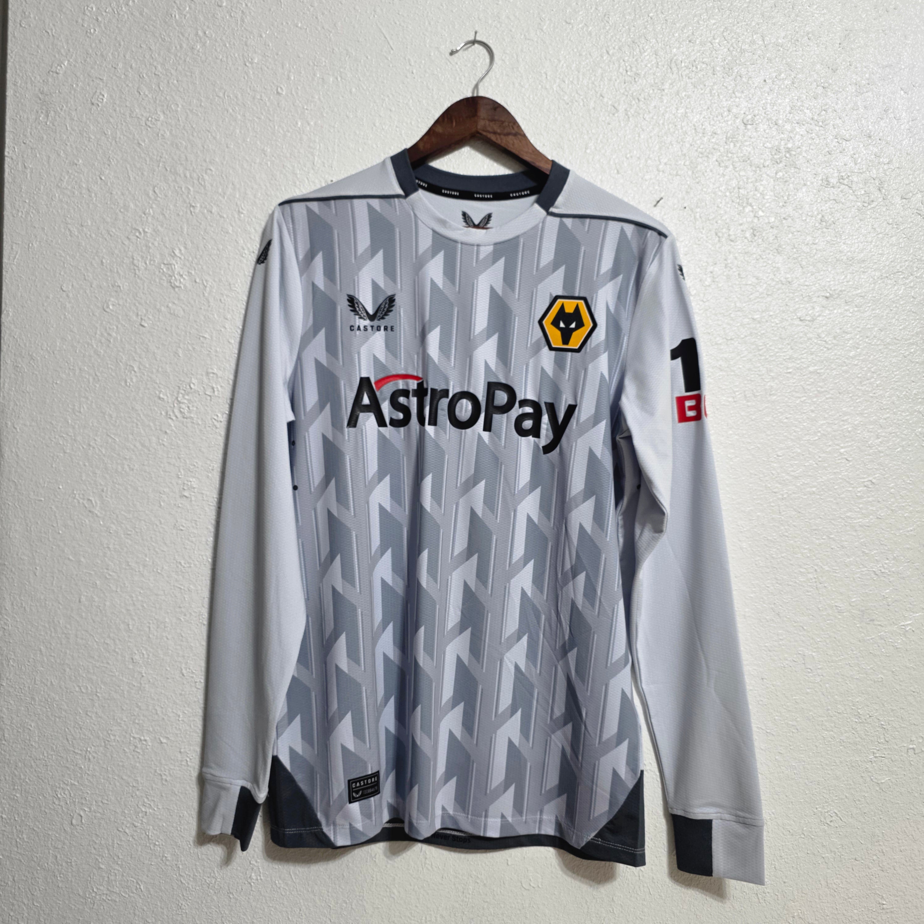 Wolves 2023-24 Third Jersey Long Sleeve (S)