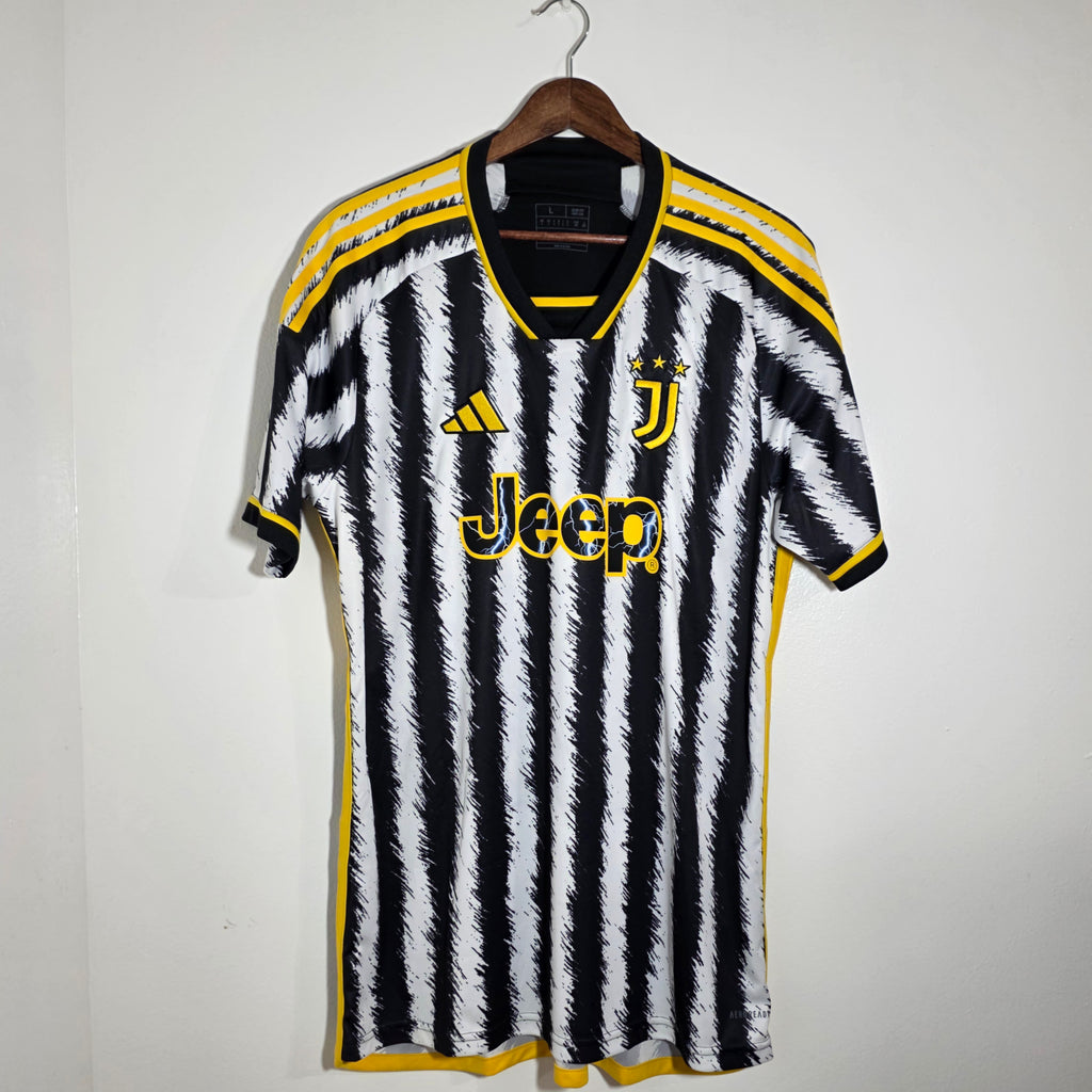 Juventus 2023-24 Home Kit (L)