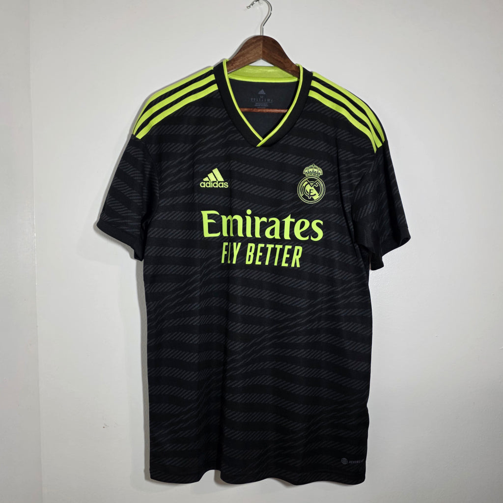 Real Madrid 2022-23 Third Jersey Benzema 9 (M)