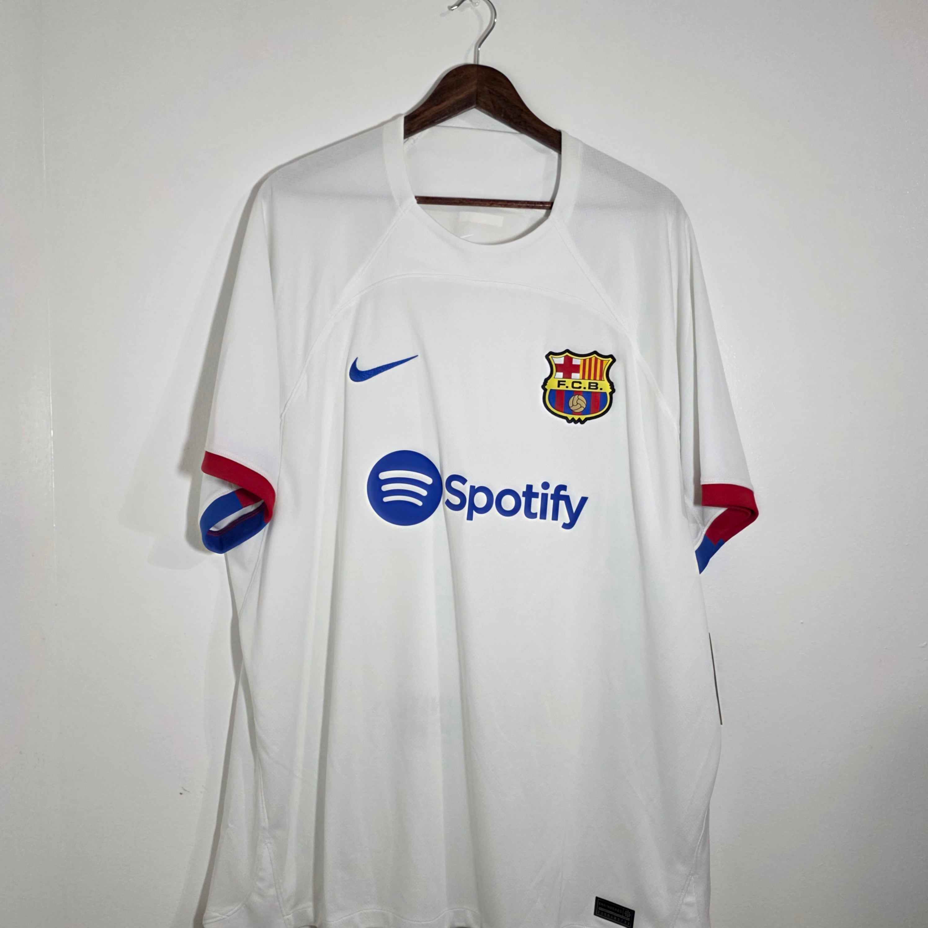 FC Barcelona 2023-24 Away Jersey BNWT (2XL)
