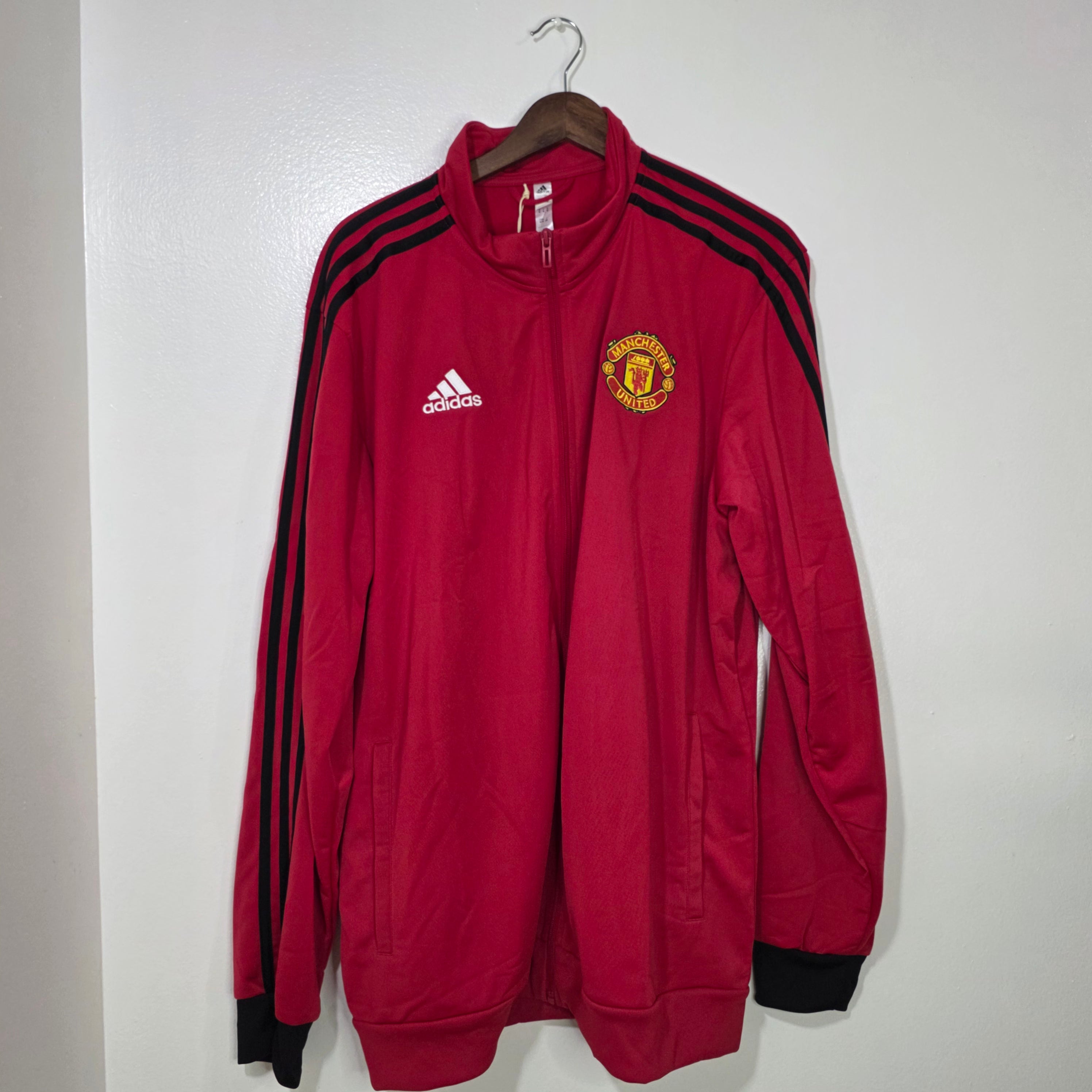 Manchester United 2024-25 Jacket BNWT (L)